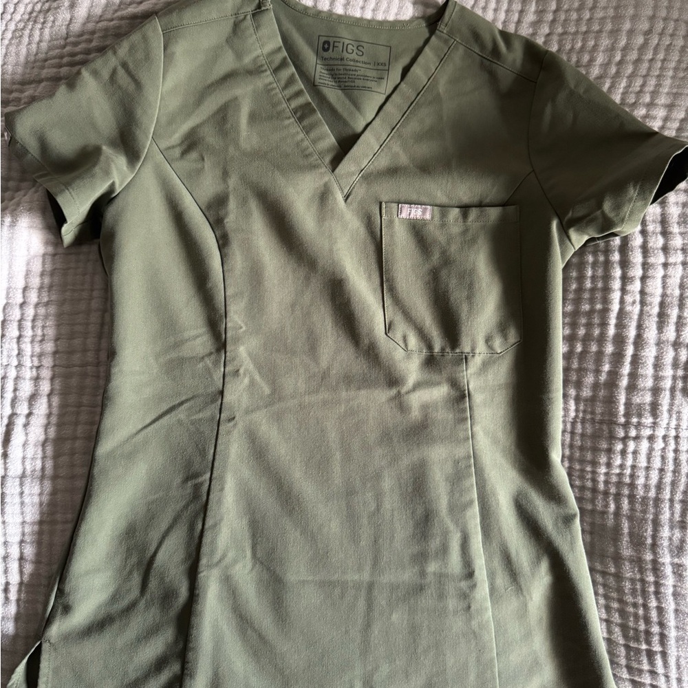 Figs Technical Collection XXS in Olive